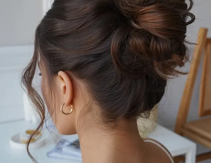 Elegant Messy Updo on a Budget | Easy DIY Romantic Hair Tutorial