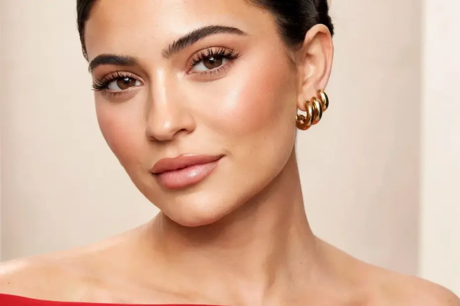 Soft Glam Makeup Ideas for Date Night | Pink & Champagne Eyes Look
